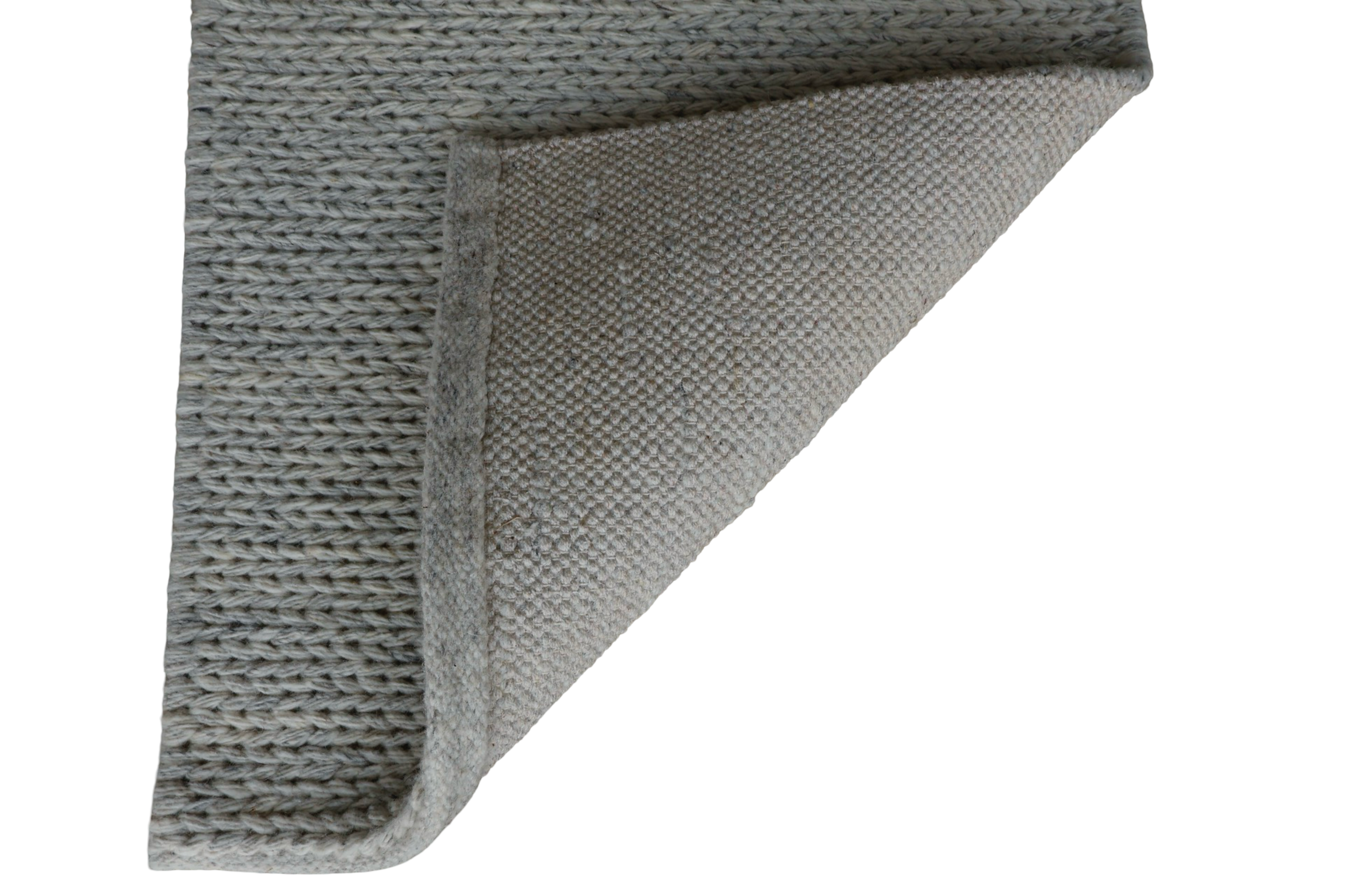 Silver With Chain Pattern Flat Weave Rug