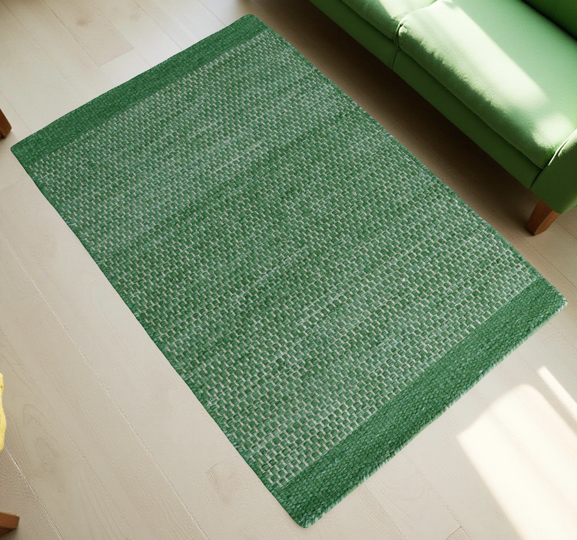 Dark Green Honeycomb Pattern Flat Weave Rug