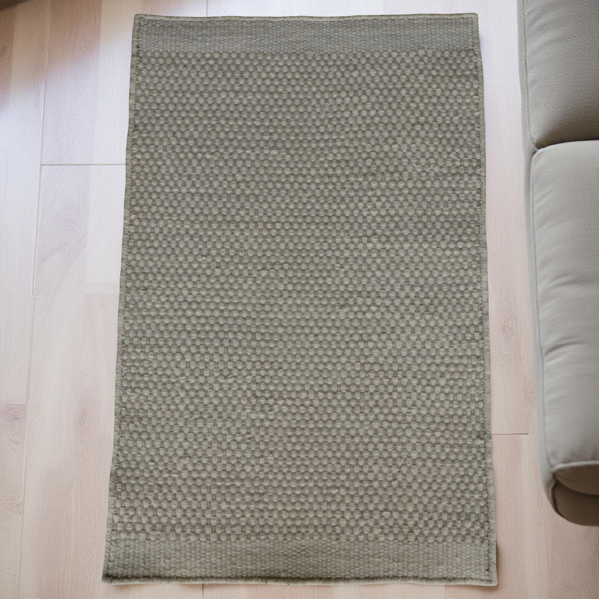 White Honeycomb Pattern Flat Weave Rug