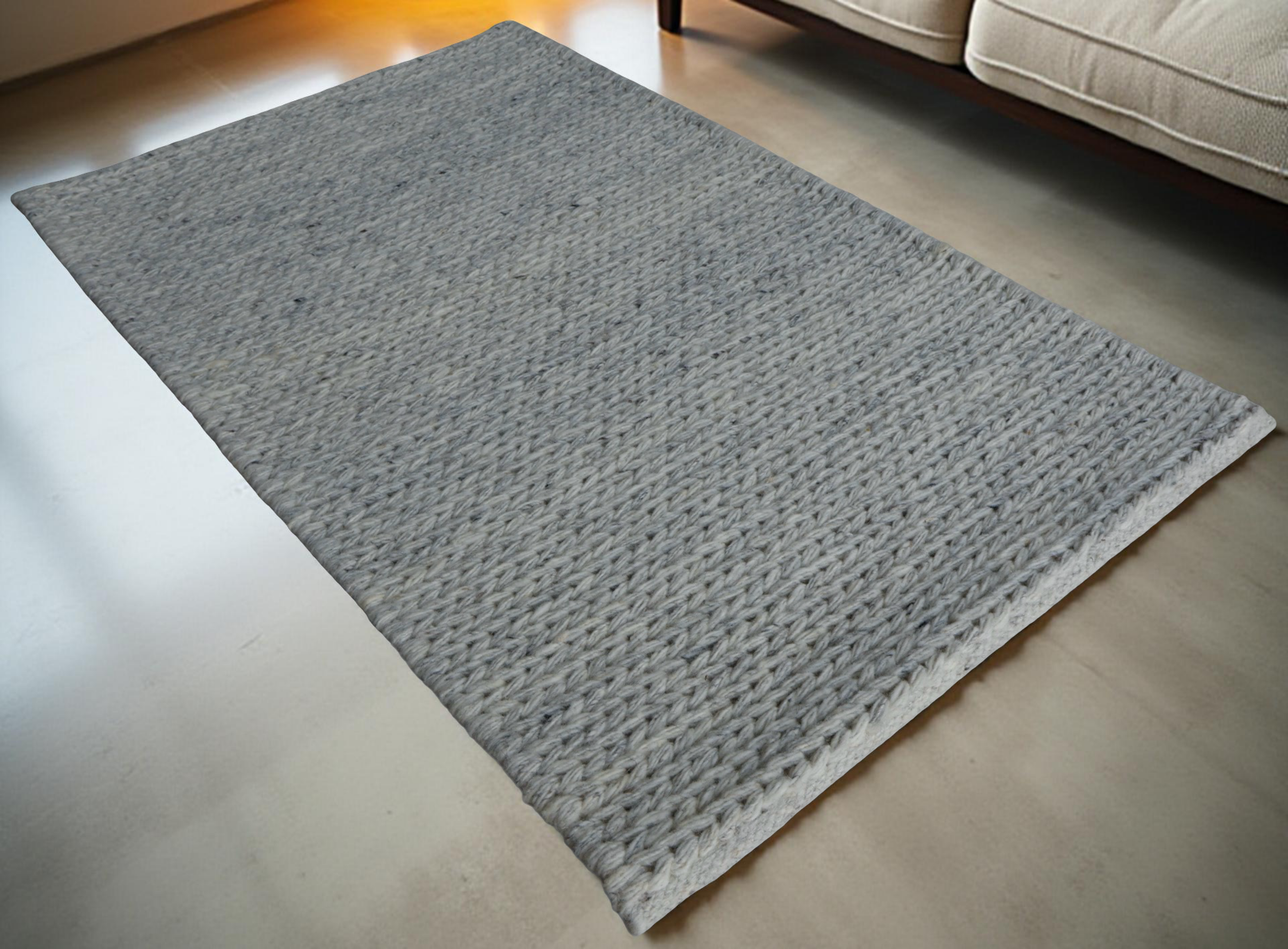 Silver With Chain Pattern Flat Weave Rug