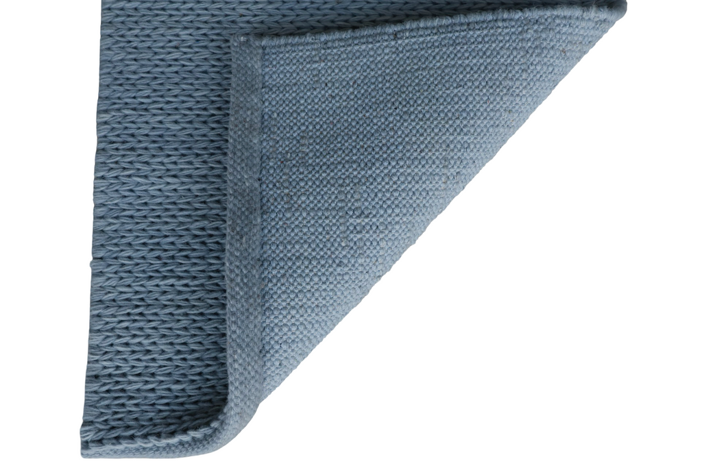 Baby Blue With Chain Pattern Flat Weave Rug