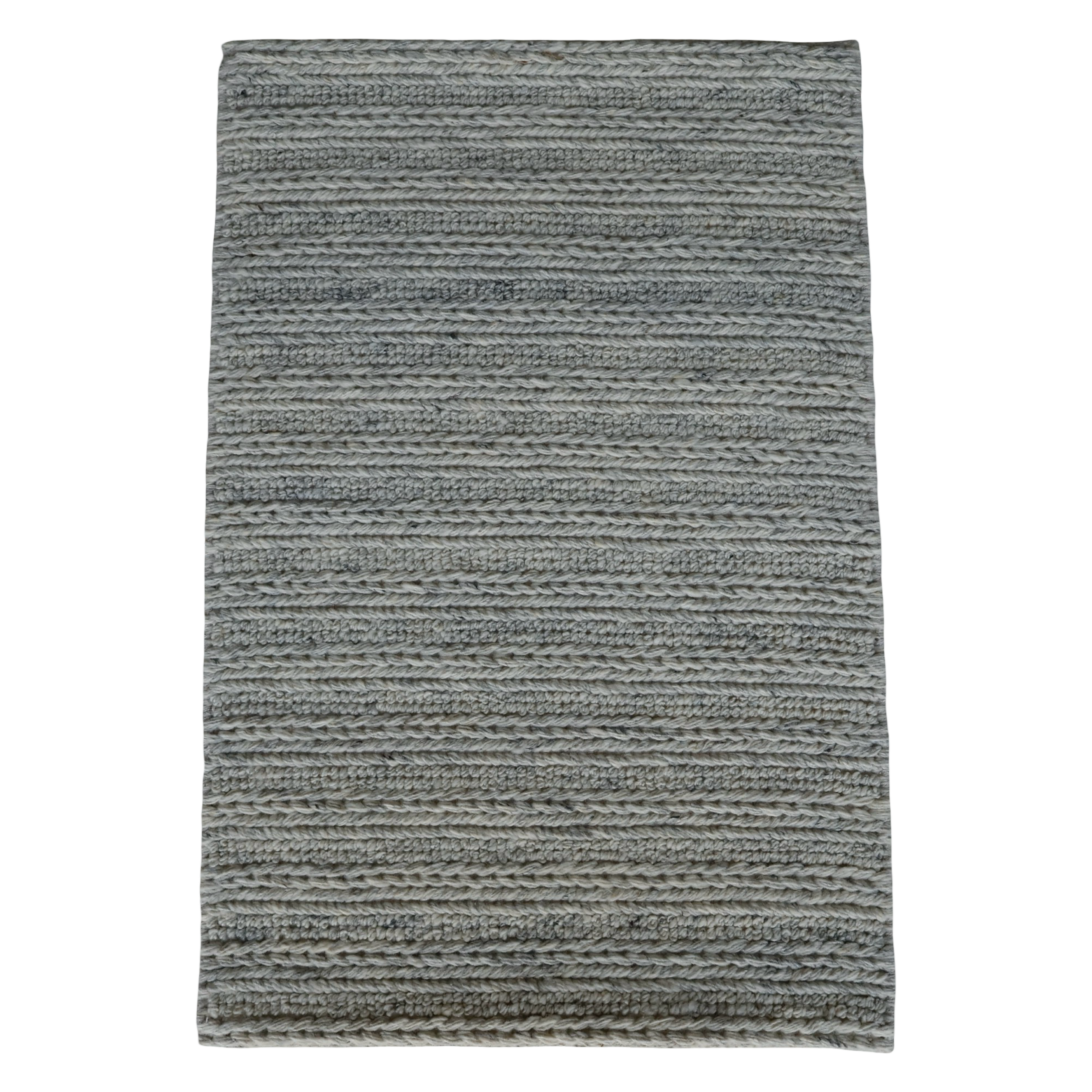Silver With Chain Pattern Flat Weave Rug