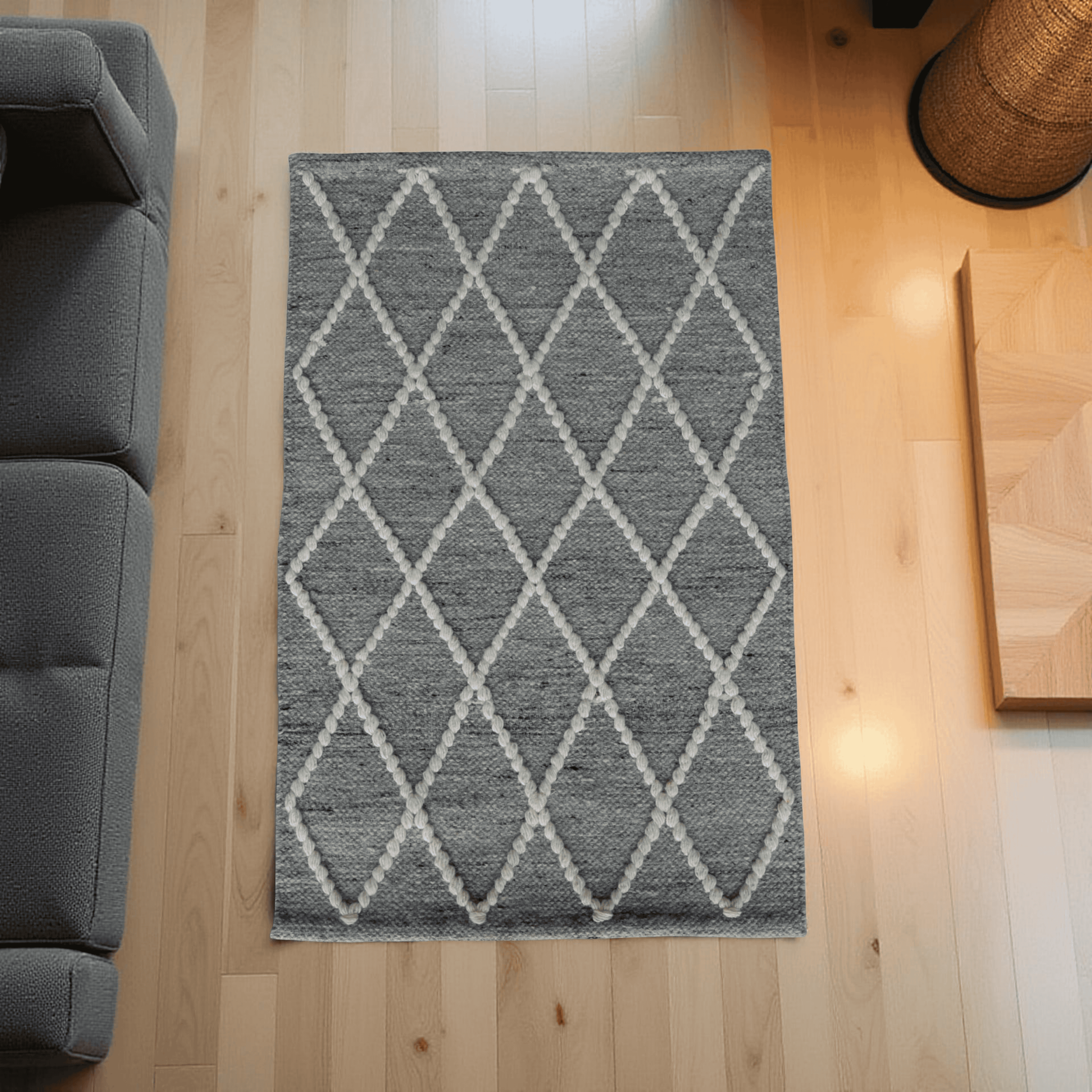Light Grey Diamond Pattern Flat Weave Rug